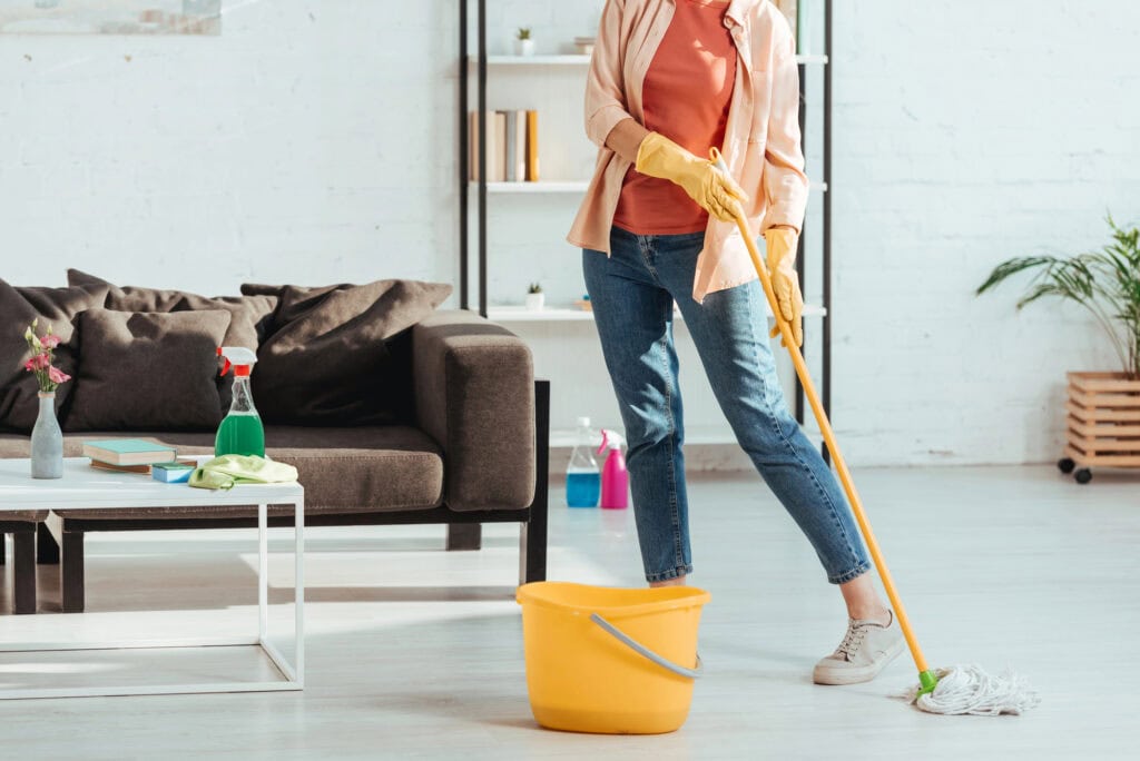 spring side hustles spring cleaning